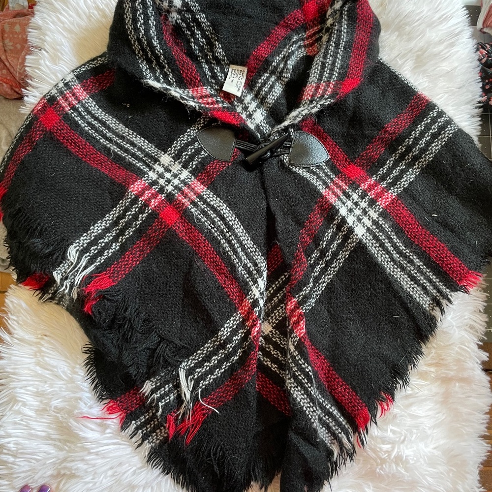 Poncho plaid